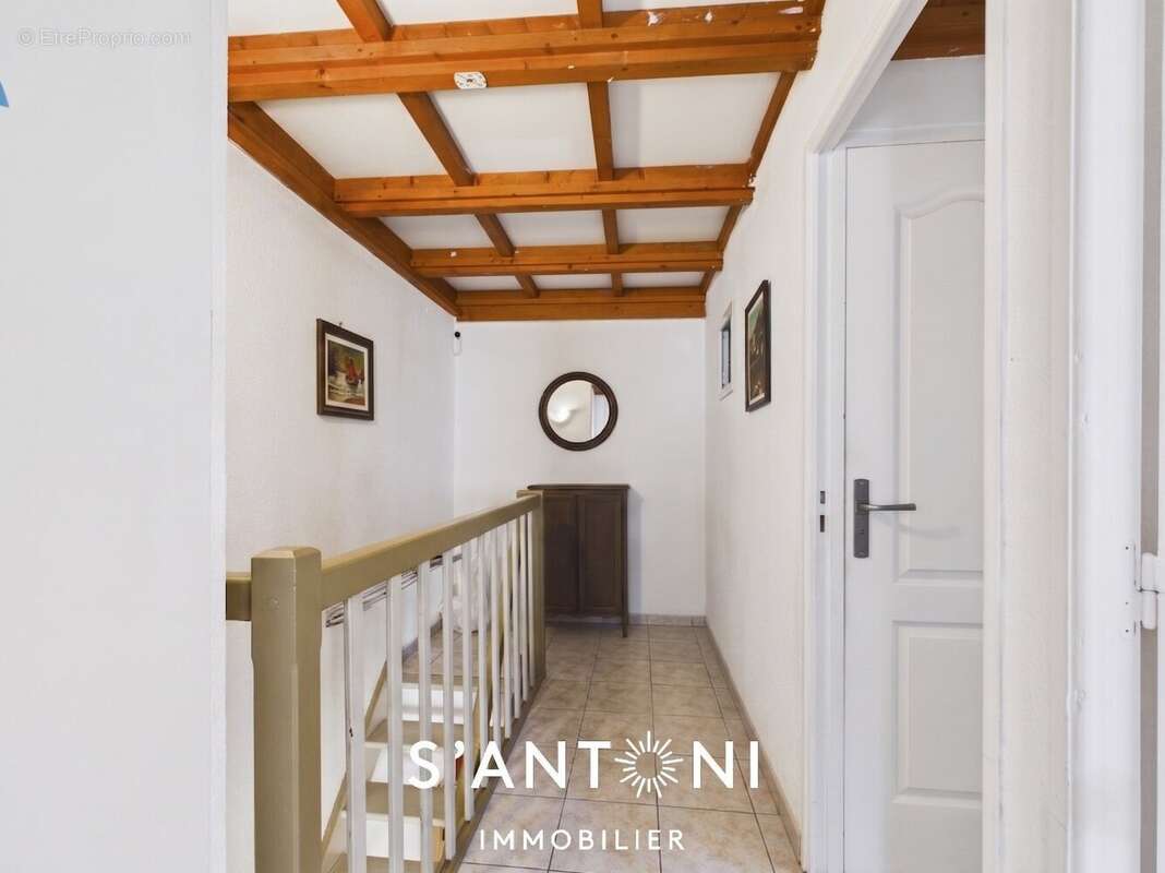 Appartement à VIAS