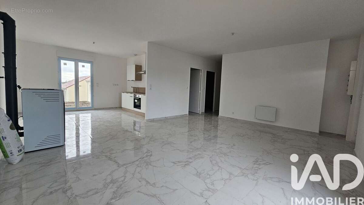 Photo 4 - Maison à PONT-SUR-YONNE