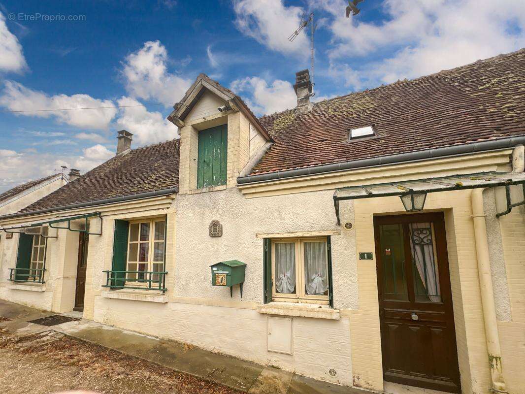Maison à SAINT-JULIEN-SUR-CHER