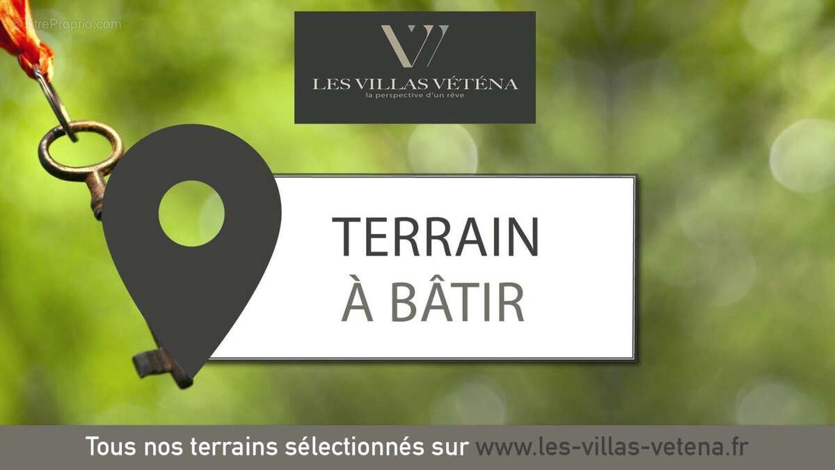 Terrain à ROQUEMAURE
