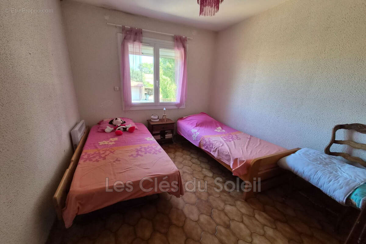 Maison à SIX-FOURS-LES-PLAGES