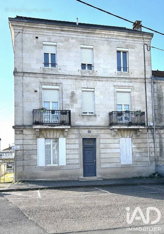 Photo 1 - Appartement à COUTRAS