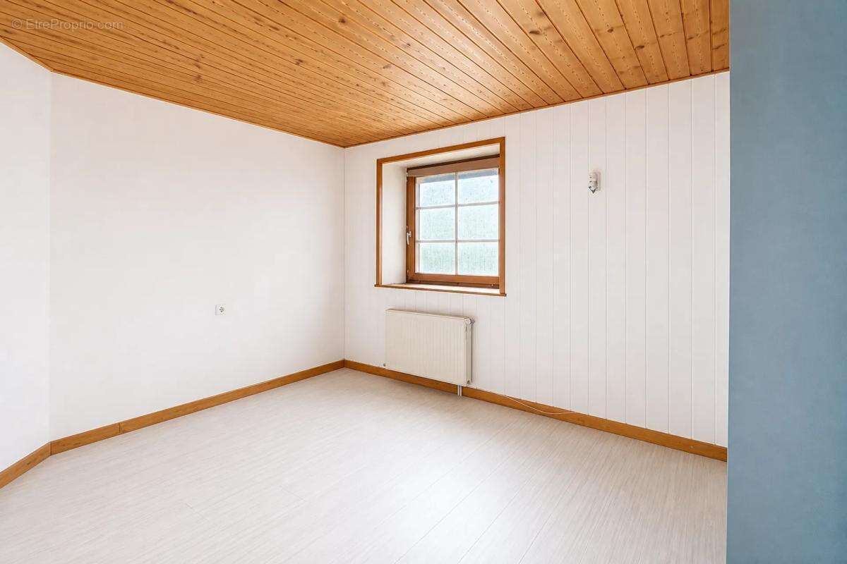 Appartement à JOUGNE