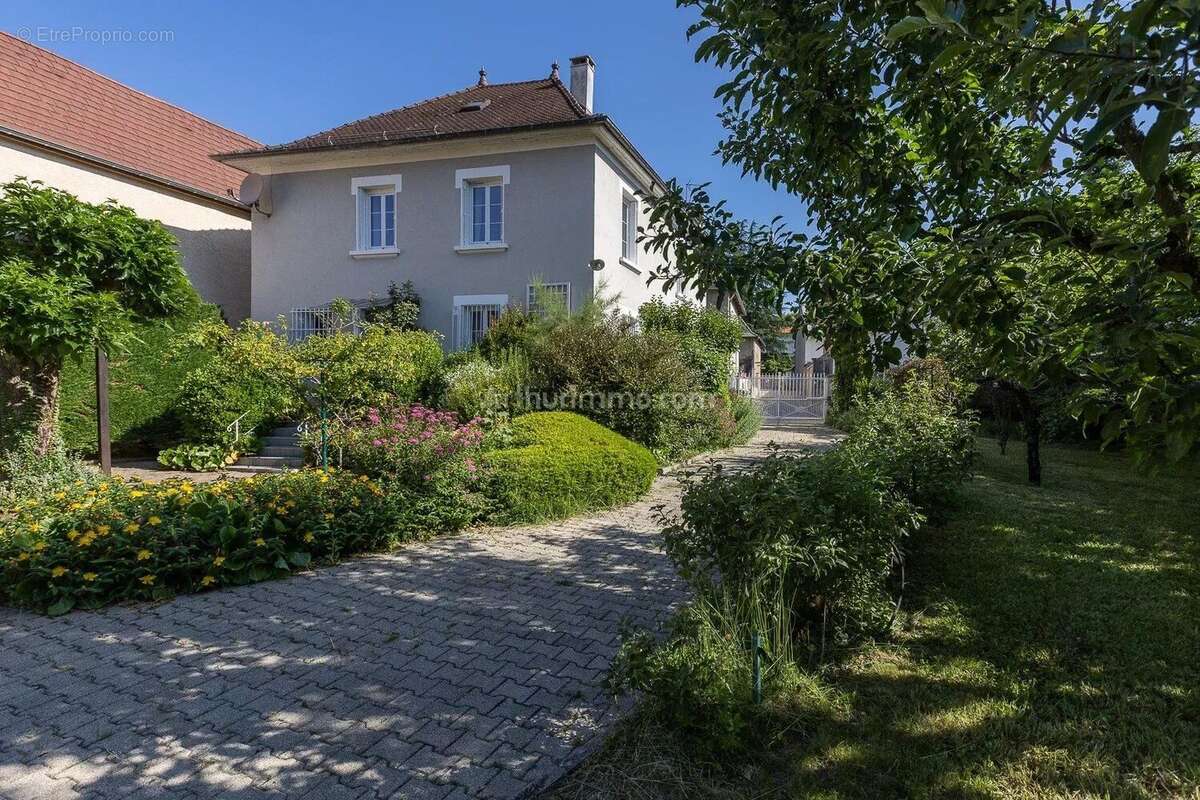 Maison à CORBELIN