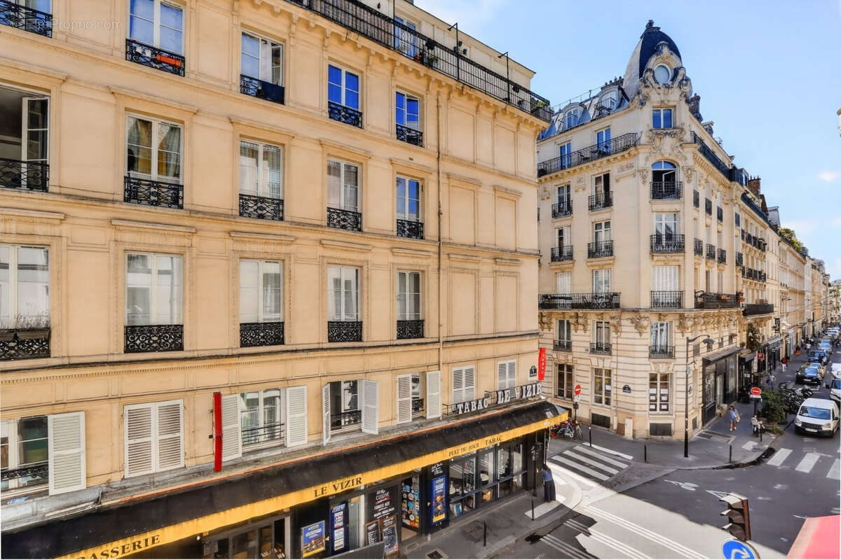 Appartement à PARIS-10E