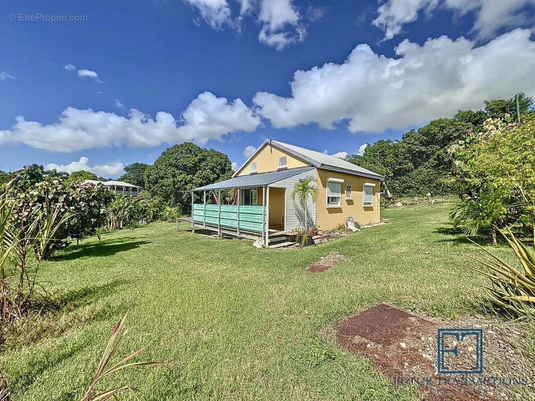 Maison à SAINTE-ANNE