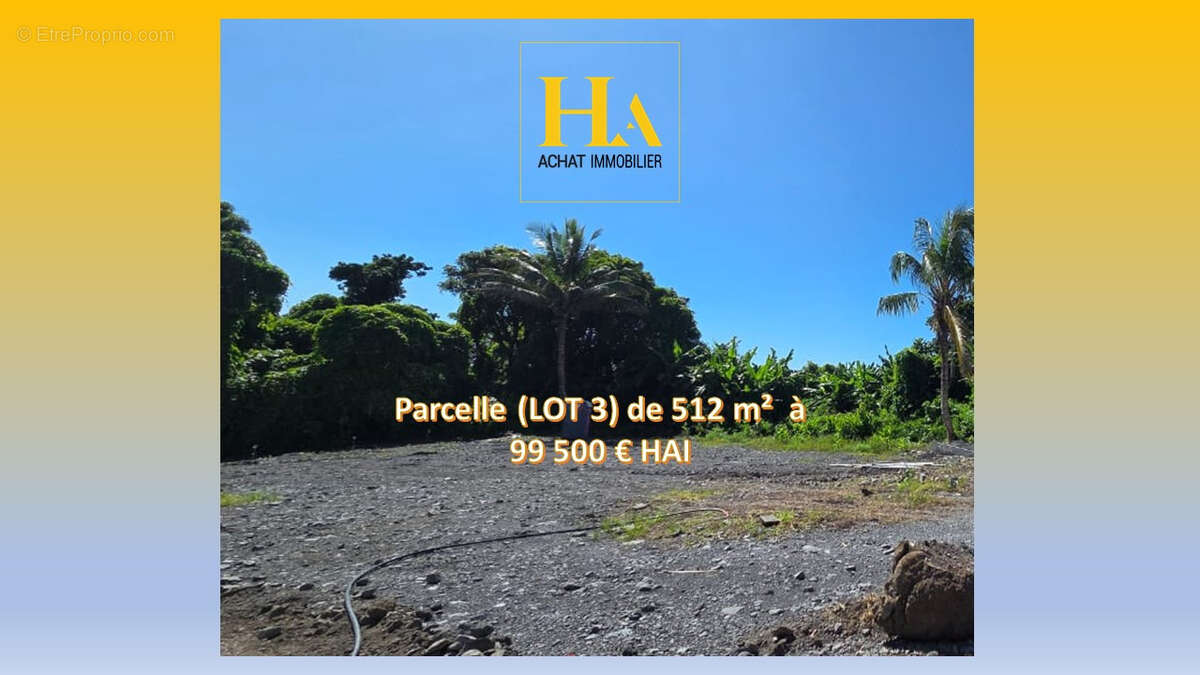 Terrain à SAINTE-ROSE