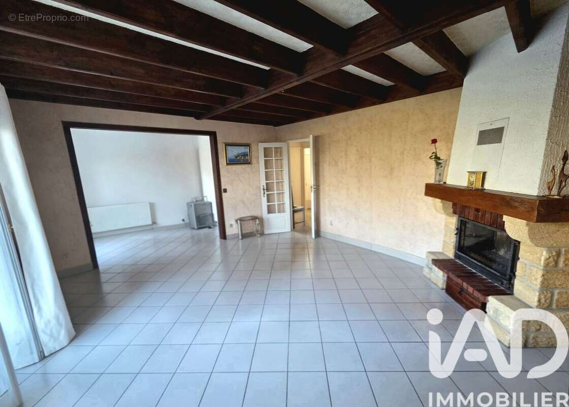 Photo 3 - Maison à MARLY-LA-VILLE