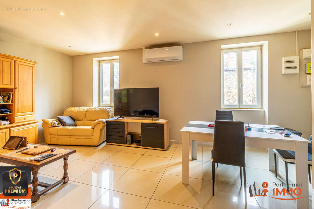 Appartement à THIZY