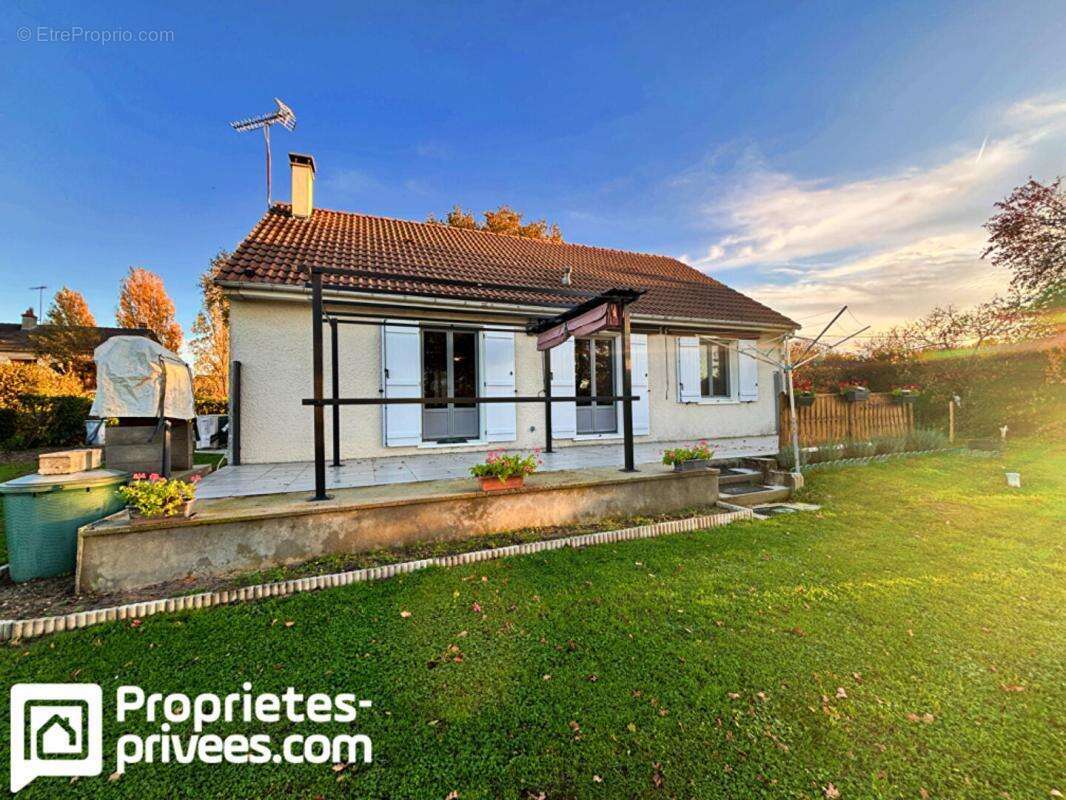 Maison à MERY-SUR-CHER