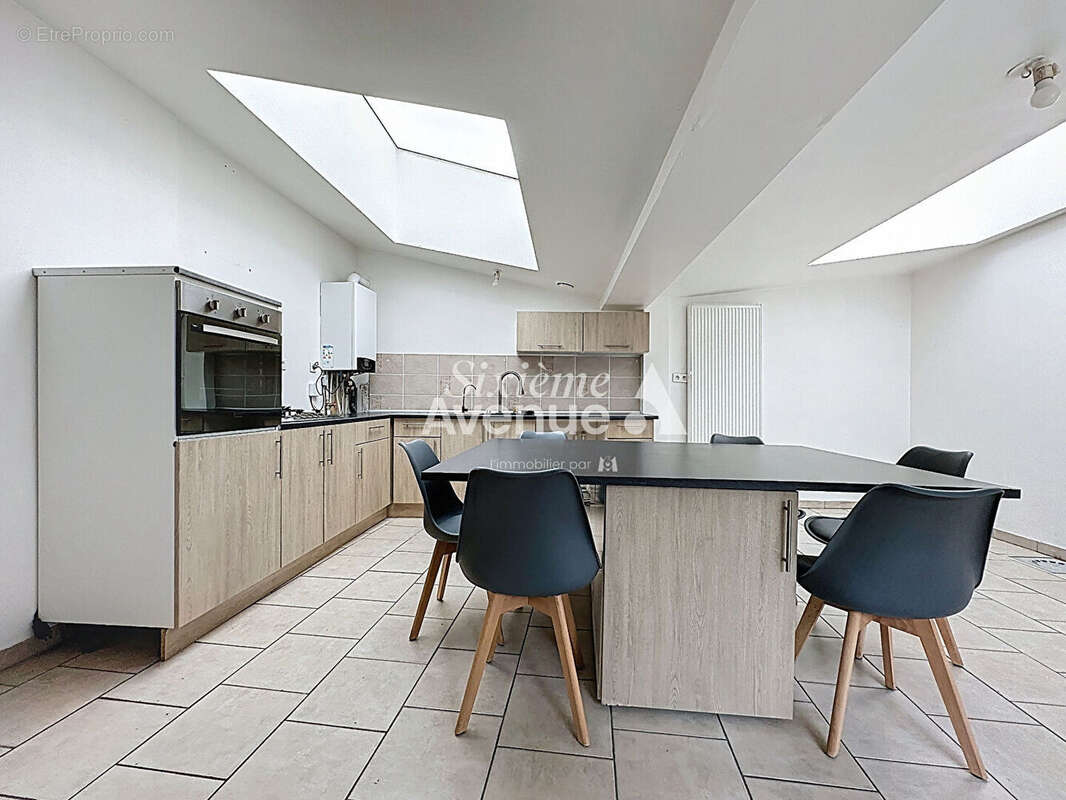 Maison à ARMBOUTS-CAPPEL