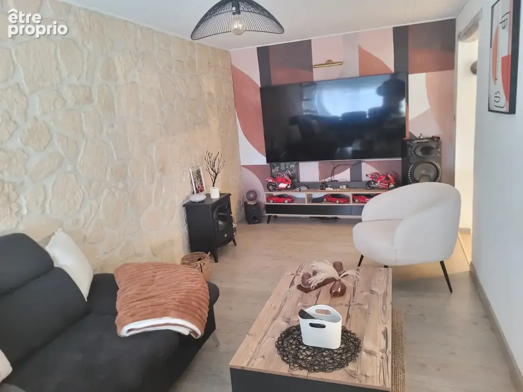 Maison à vendre avec jardin et piscine - photo 11