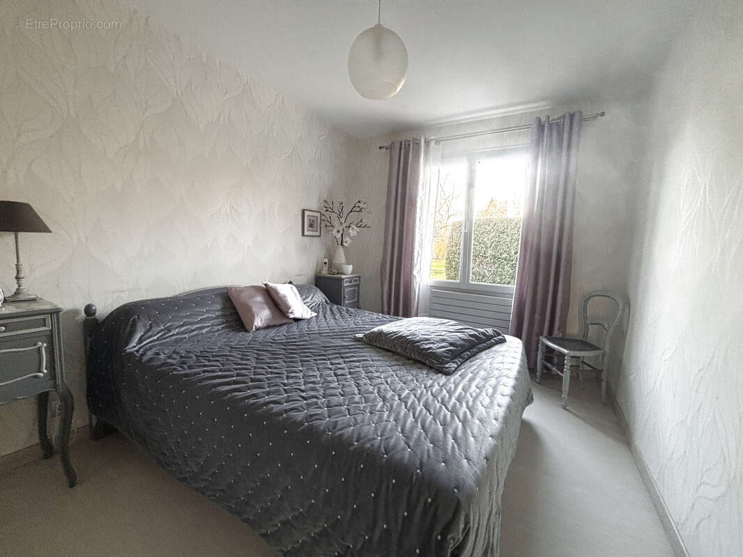 Maison à MARLY-LA-VILLE