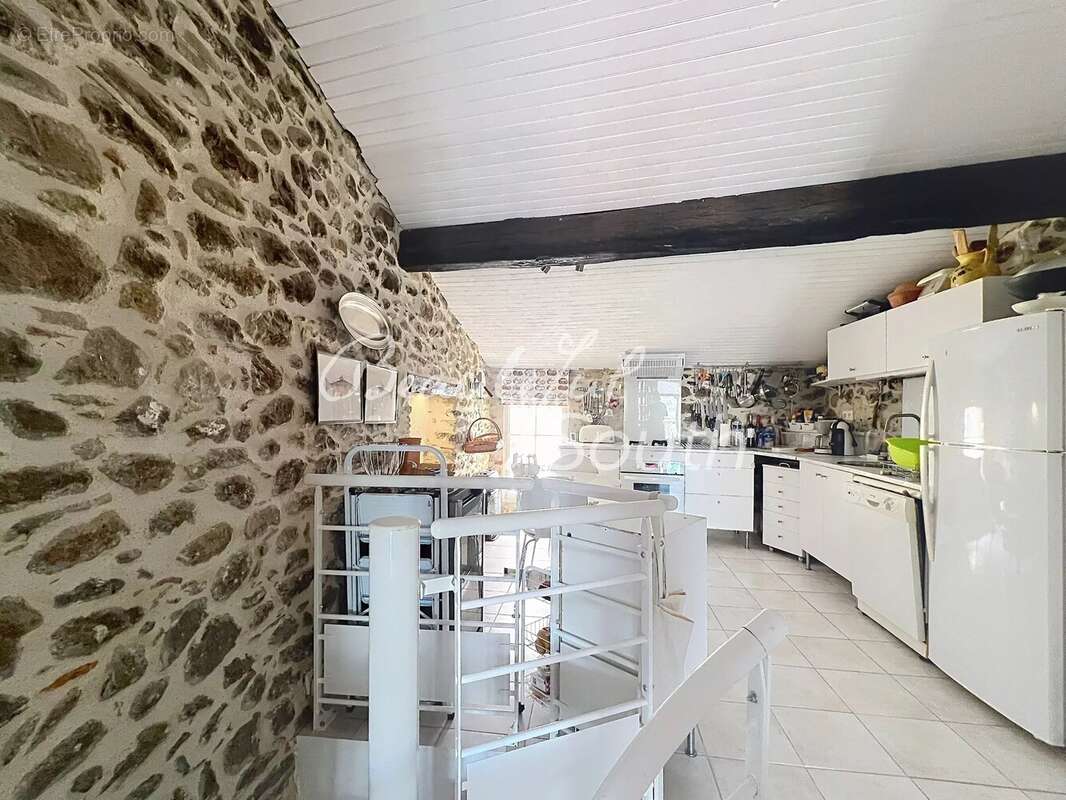 Maison de village de caractere avec vues, rodes - photo 5