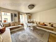 Photo 1 - Appartement à LA TOUR-D&#039;AIGUES