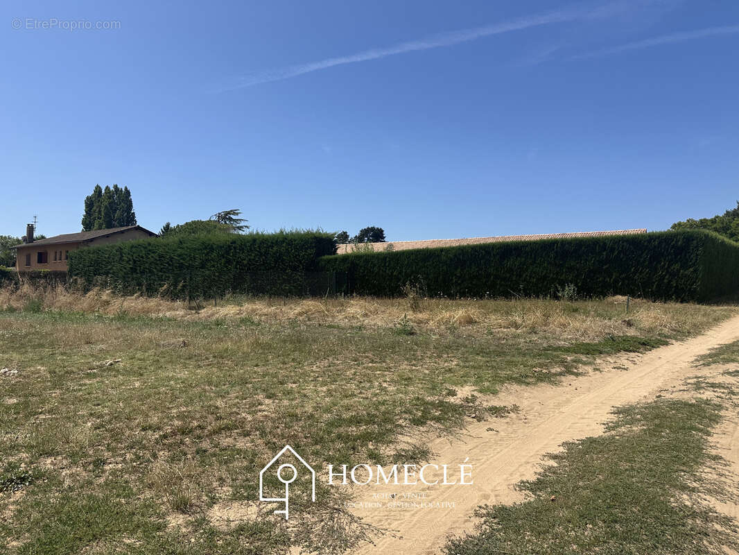 Belle opportunité rare - terrain constructible, libre constructeur à vendre coeur Saint Georges de Reneins - photo 3
