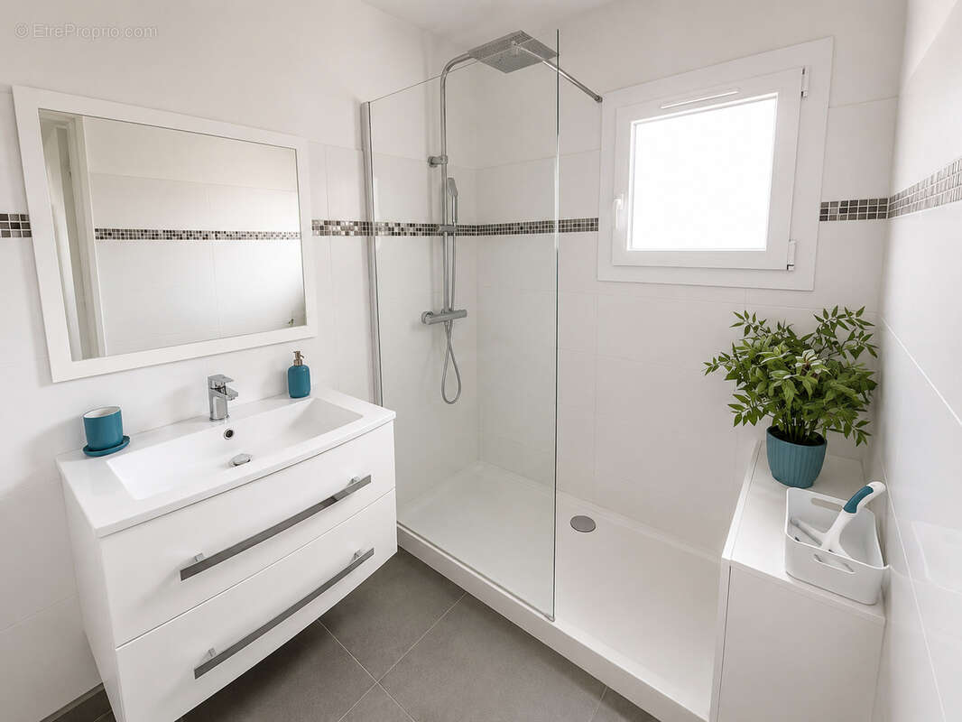Appartement à SAINT-CYR-SUR-MER