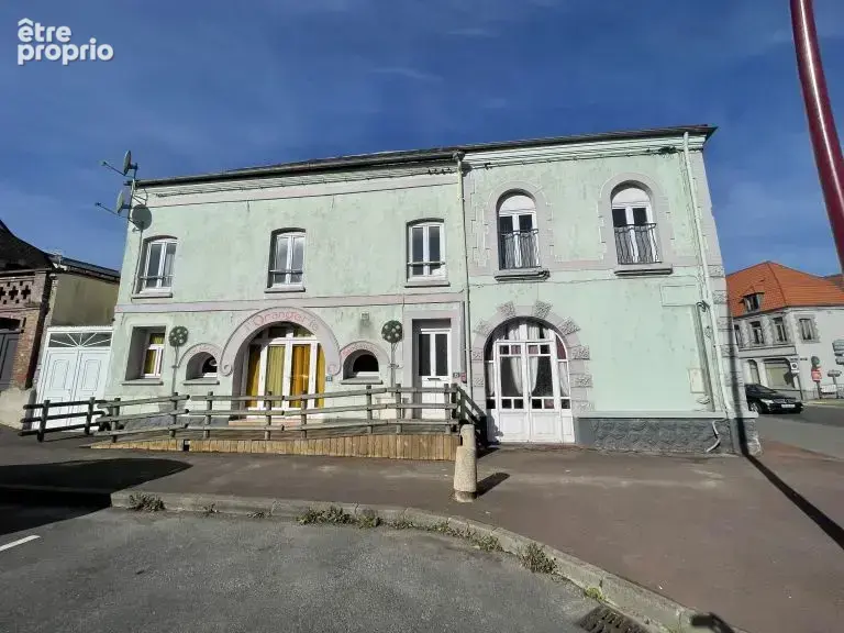 Hesdin - Ancien hotel 7 chambres - possibilité commerce ou habitation - photo 3