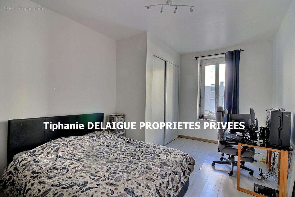 Appartement à LE CHAMBON-FEUGEROLLES