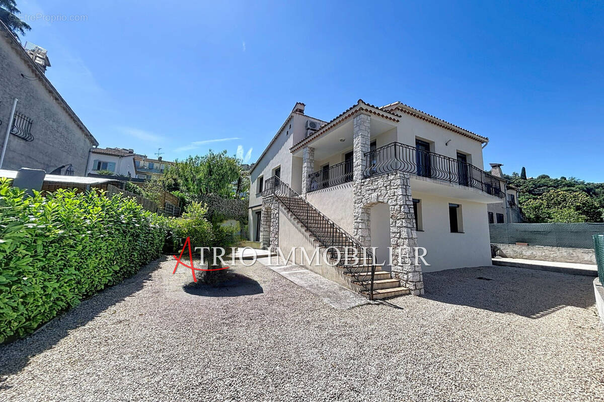 Maison à CAGNES-SUR-MER