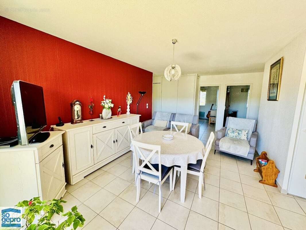 Réf : 2112 - Vente Appartement 3 Pièces, secteur Capiscol avec Garage ! - photo 8