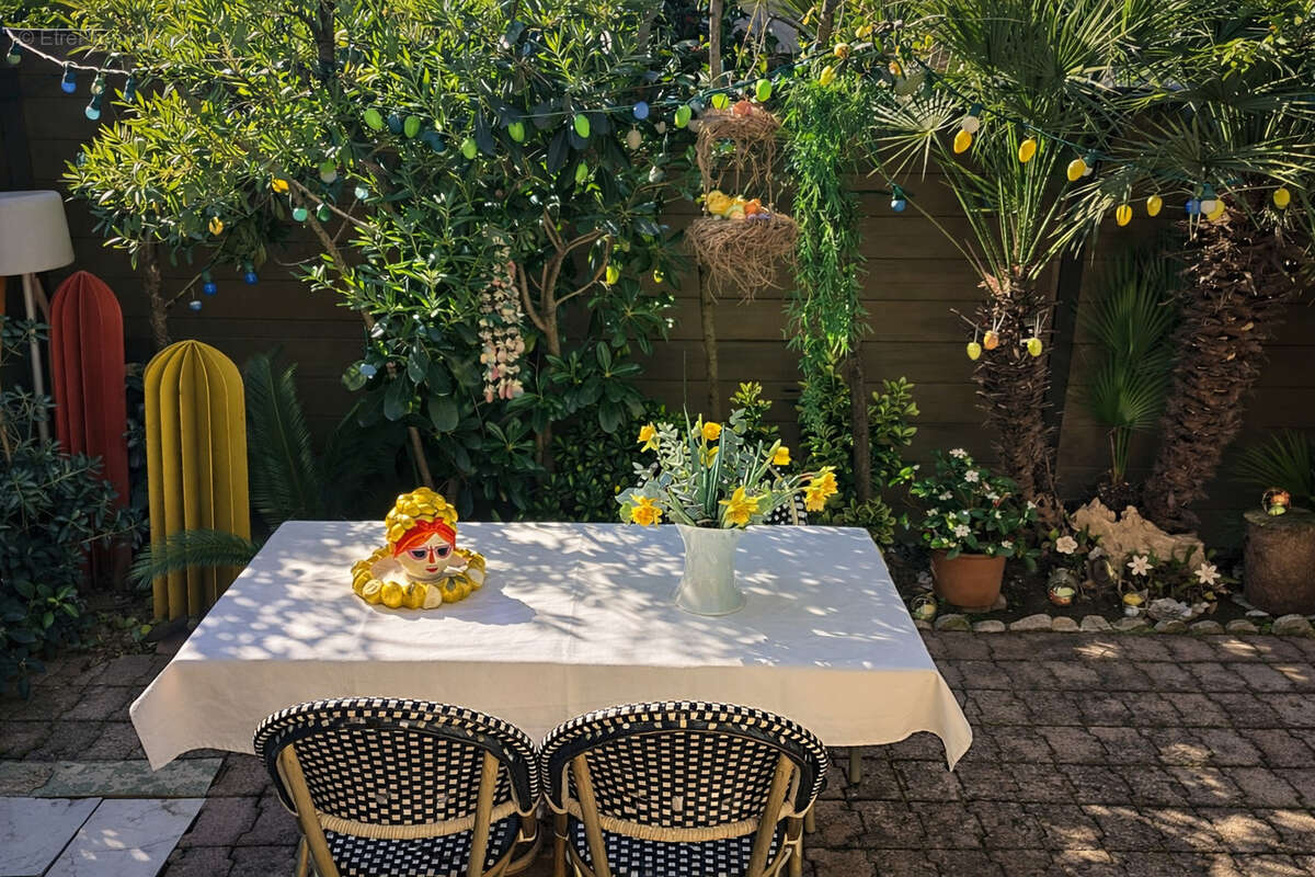 Appartement à SAINT-TROPEZ