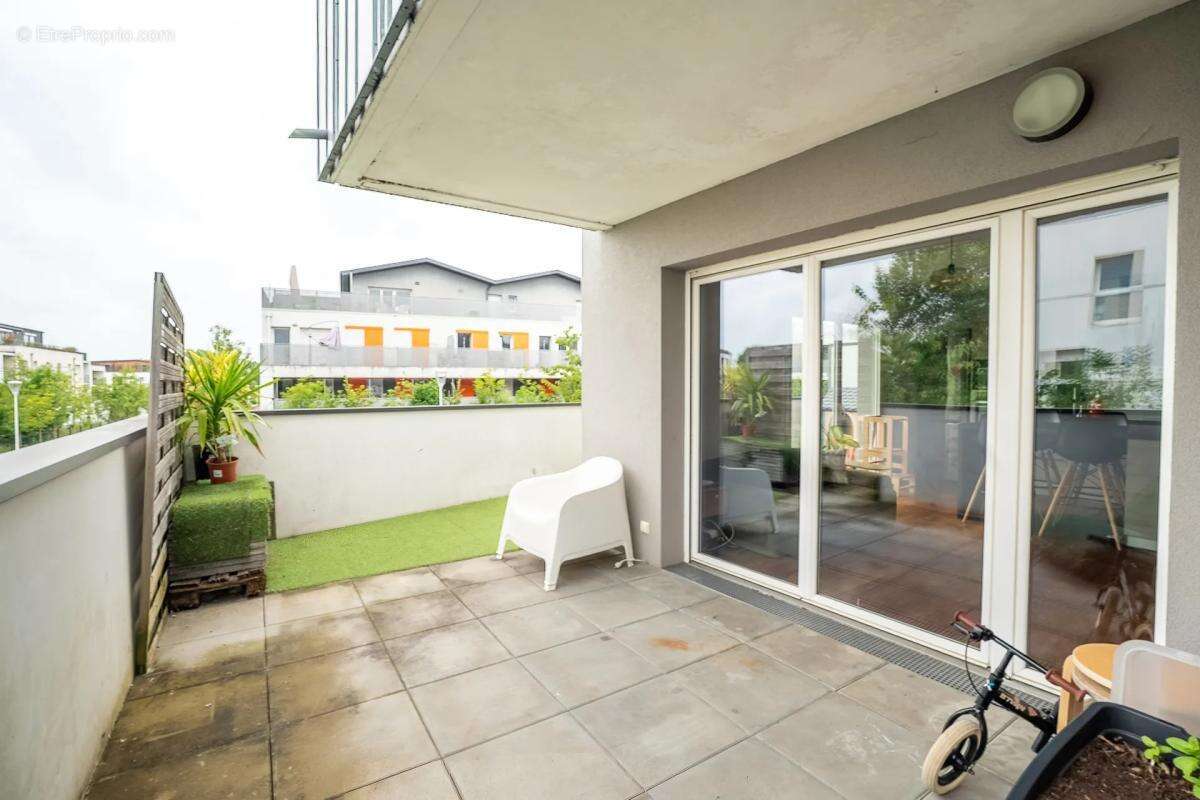 Appartement à VILLENAVE-D'ORNON
