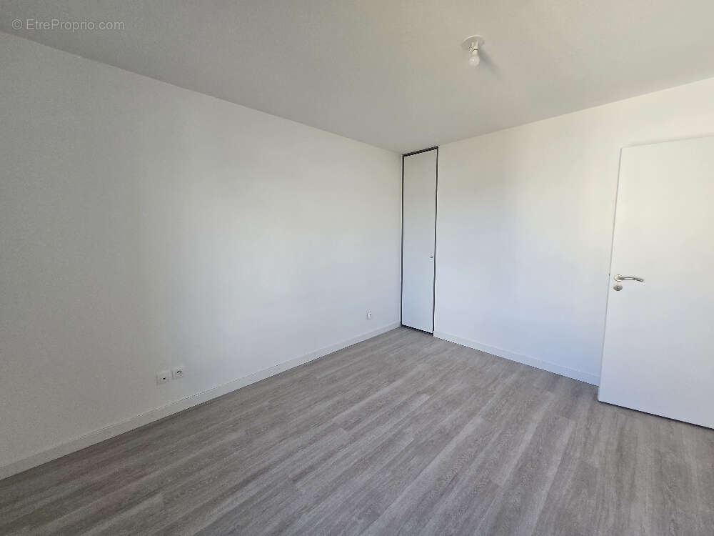 Appartement à SATHONAY-CAMP