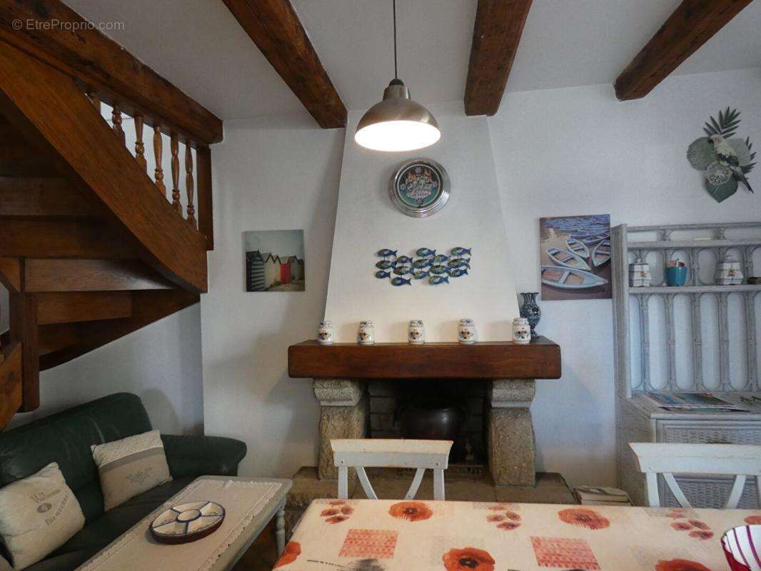 A CANCALE ! Maison en pierre en excellent état, 6 pièces, 5 chambres ! - photo 3