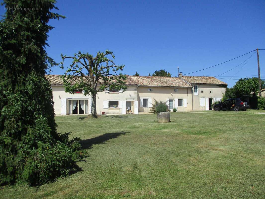 Maison à CEAUX-EN-COUHE