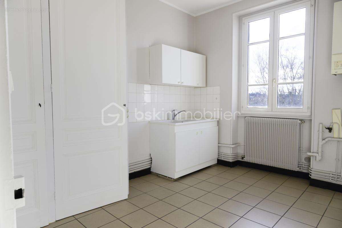 Appartement à TASSIN-LA-DEMI-LUNE