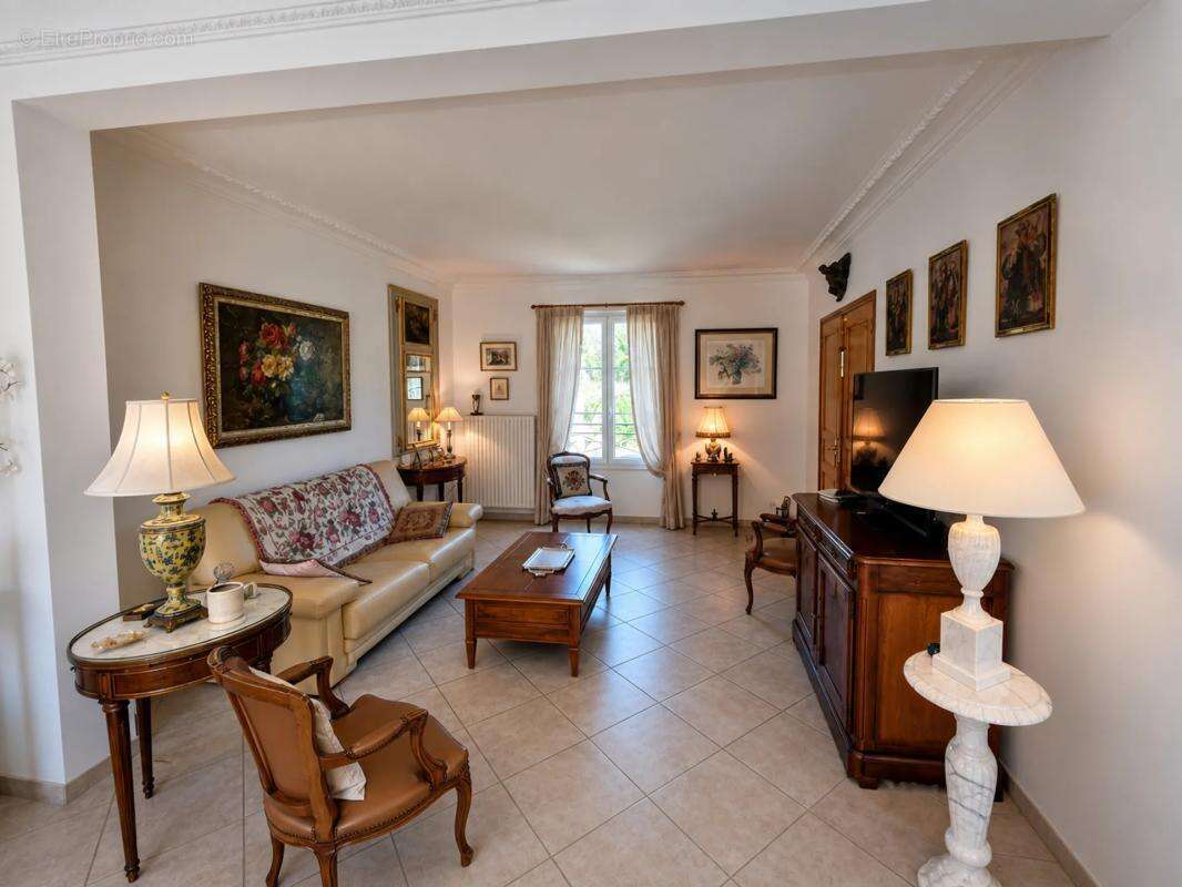 Maison de 166 m² avec grand atelier de 180 m² à côté d'Epernon - photo 4