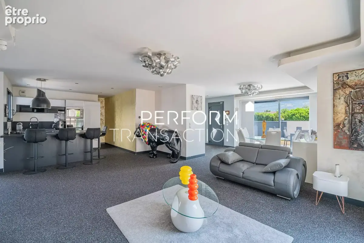 Lumbin - Maison contemporaine de plain-pied avec rooftop et vue Belledonne - photo 3