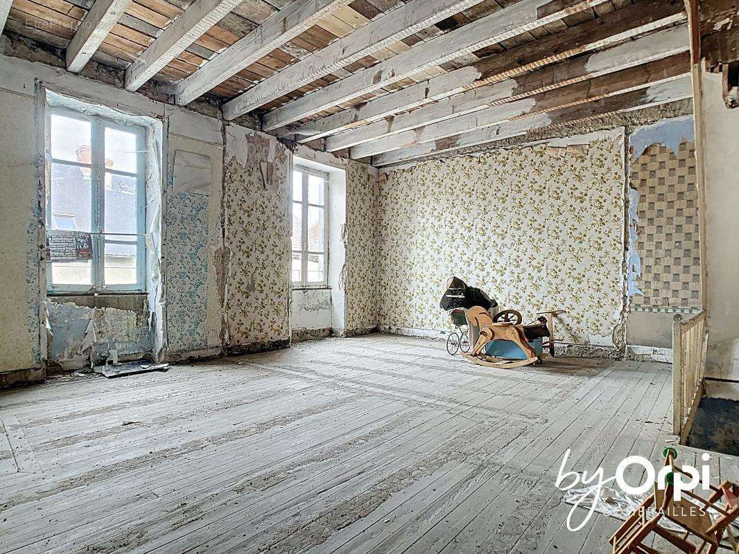 Appartement à SAINT-GERVAIS-D'AUVERGNE