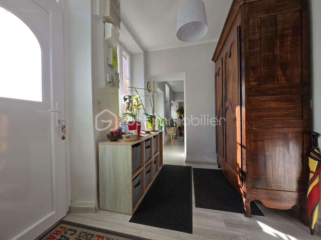 Maison à SAINT-SAUVEUR-LES-BRAY