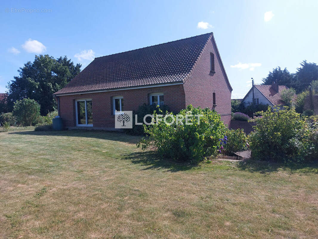 Maison à AUXI-LE-CHATEAU