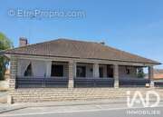 Photo 1 - Maison à PLEURS