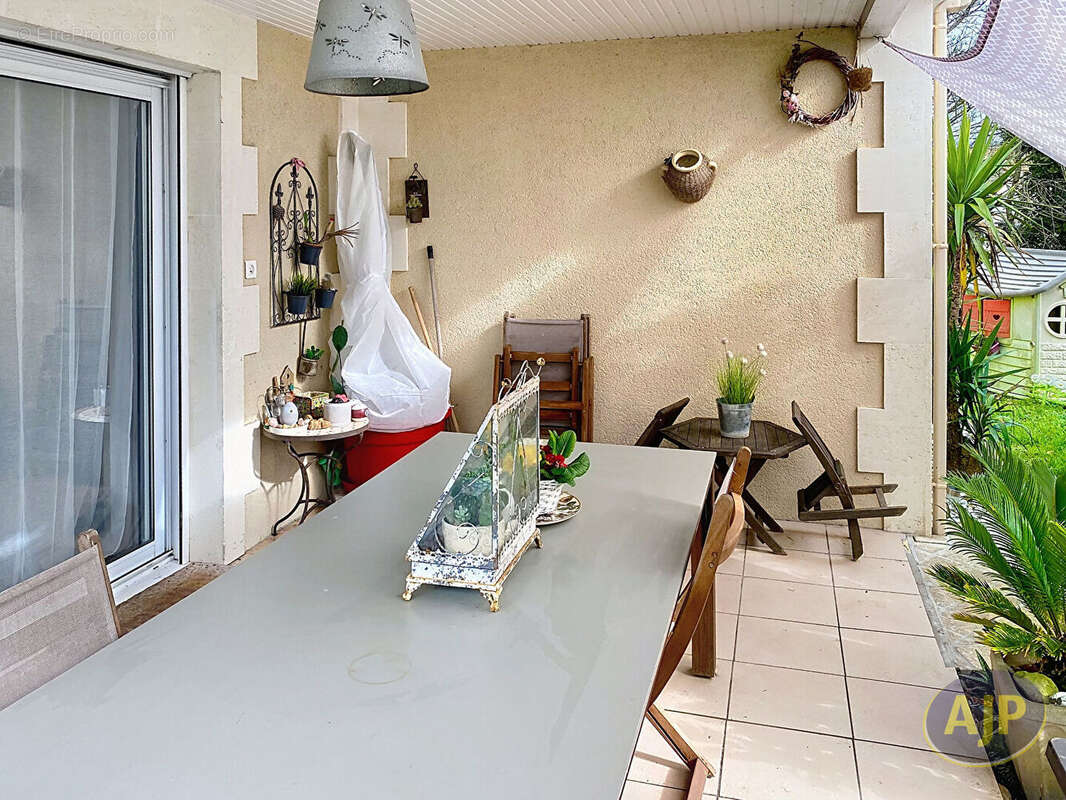 Maison fonctionnelle avec sous-sol aménagé et vue imprenable - photo 14