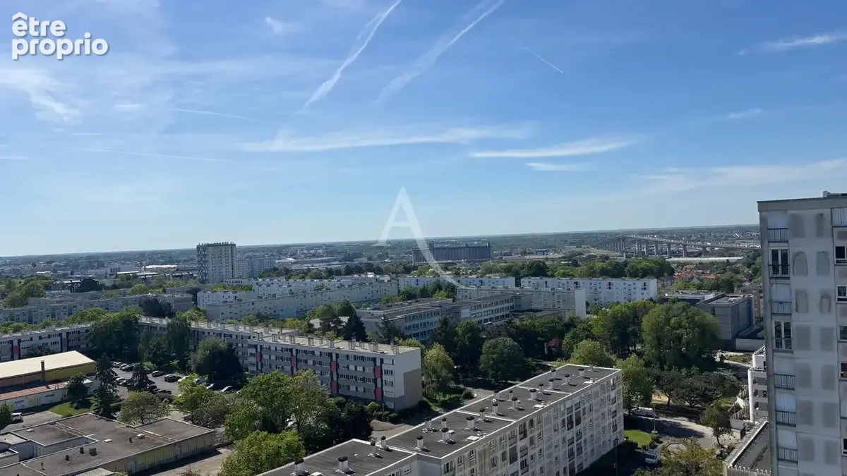 Joli T2 récemment rénové de 61m²  avec stationnement et ascenseur - photo 3