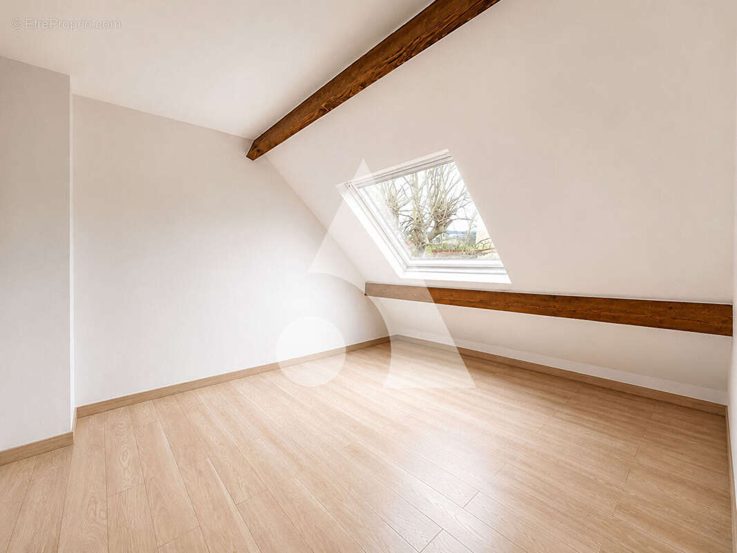 Maison à LA FRETTE-SUR-SEINE