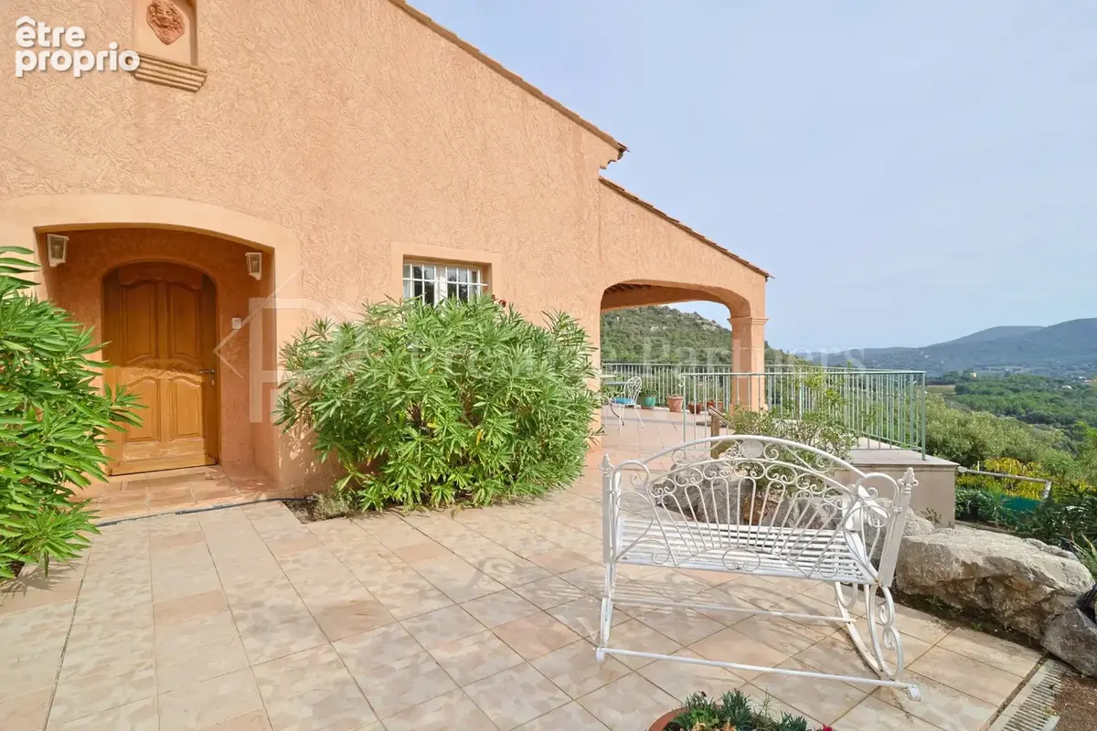 Villa provençale avec vue panoramique sur les vignes et les collines   Le Plan-de-la-Tour - photo 3