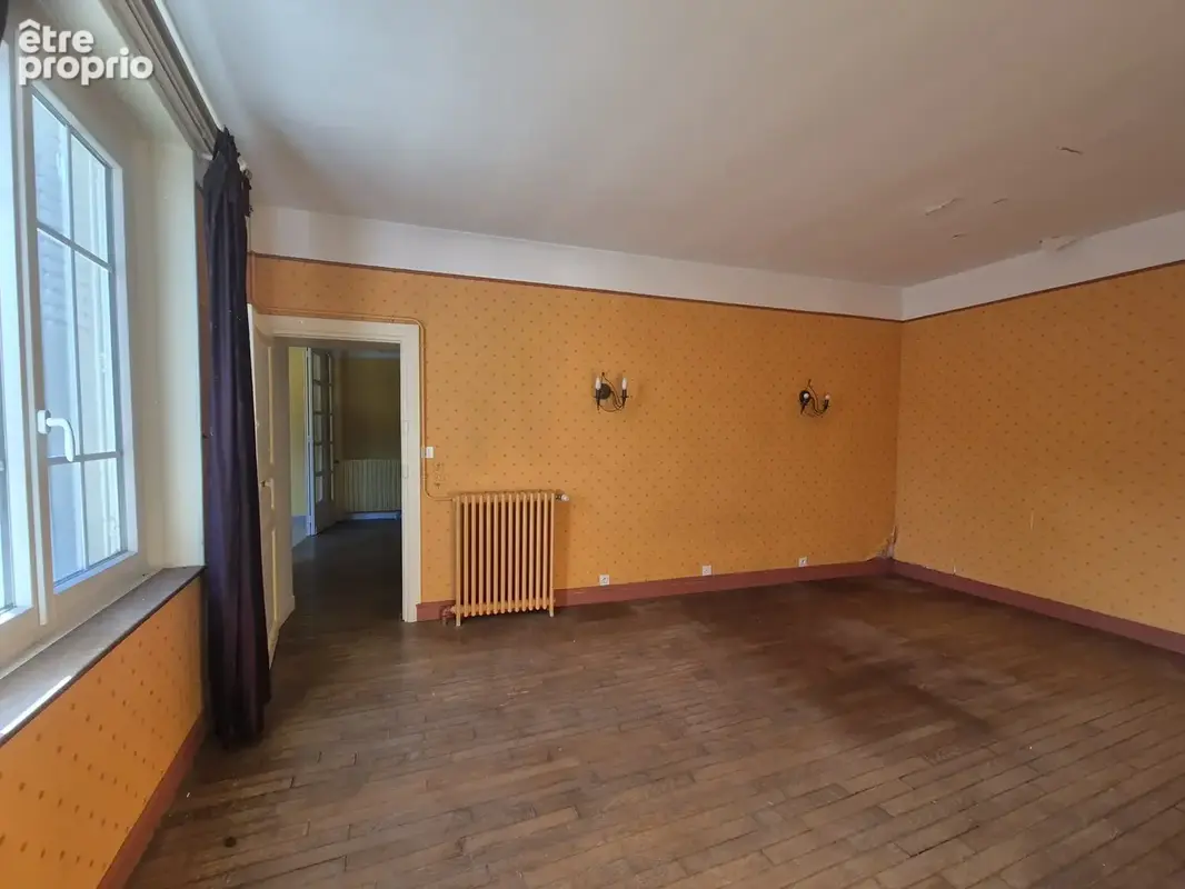 Maison de caractère avec dépendances sur 3 400 m2   Fort potentiel - photo 6