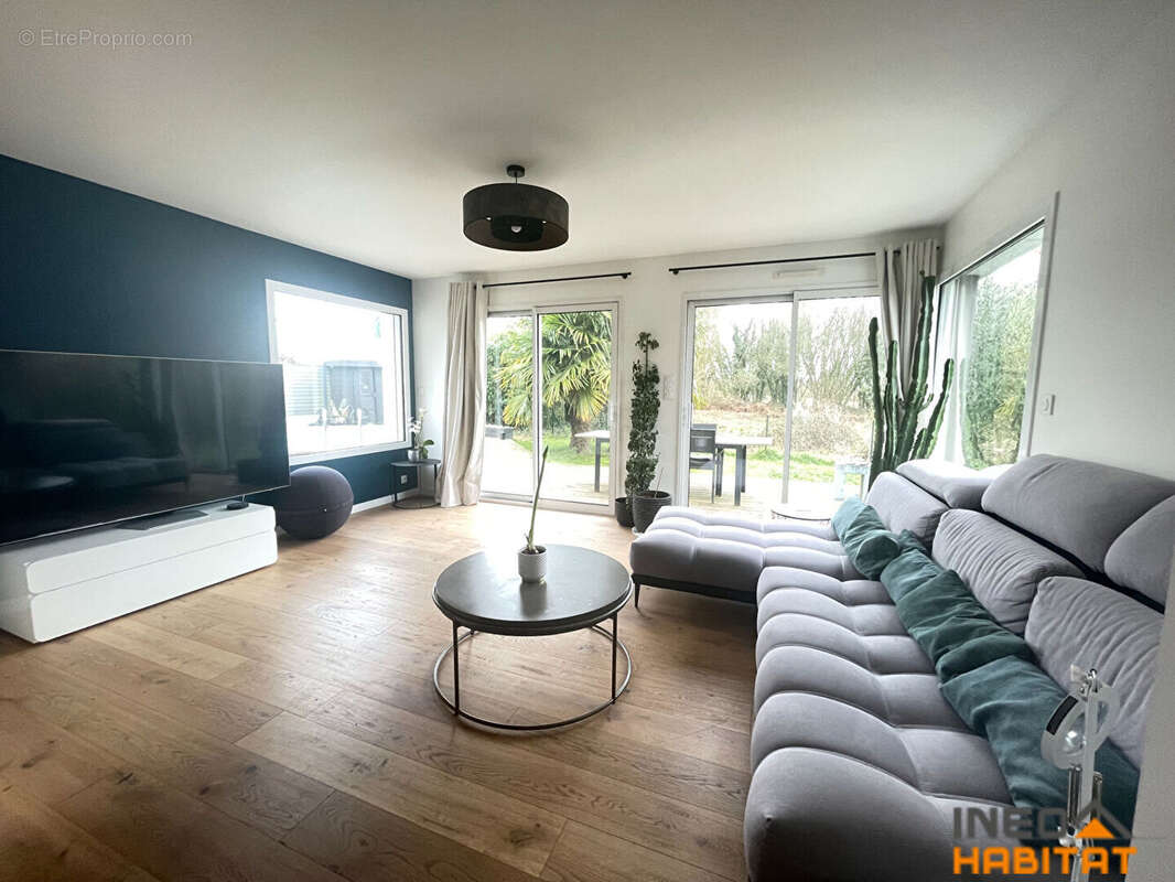 Maison à LA MEZIERE