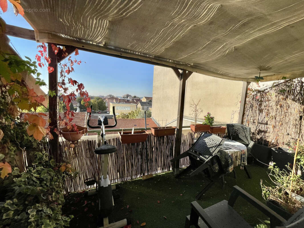 Appartement à ROMANS-SUR-ISERE