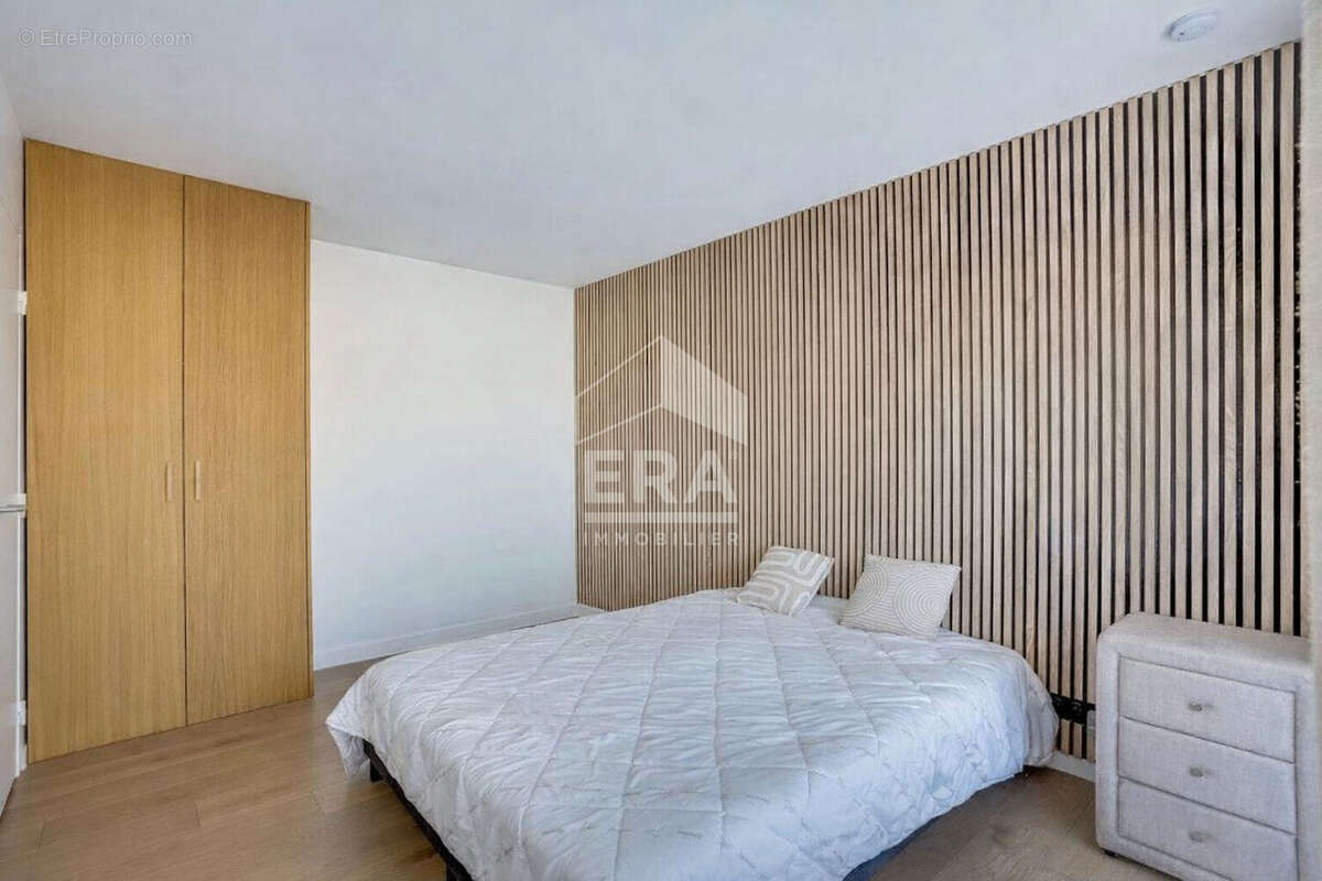 Appartement à CLICHY