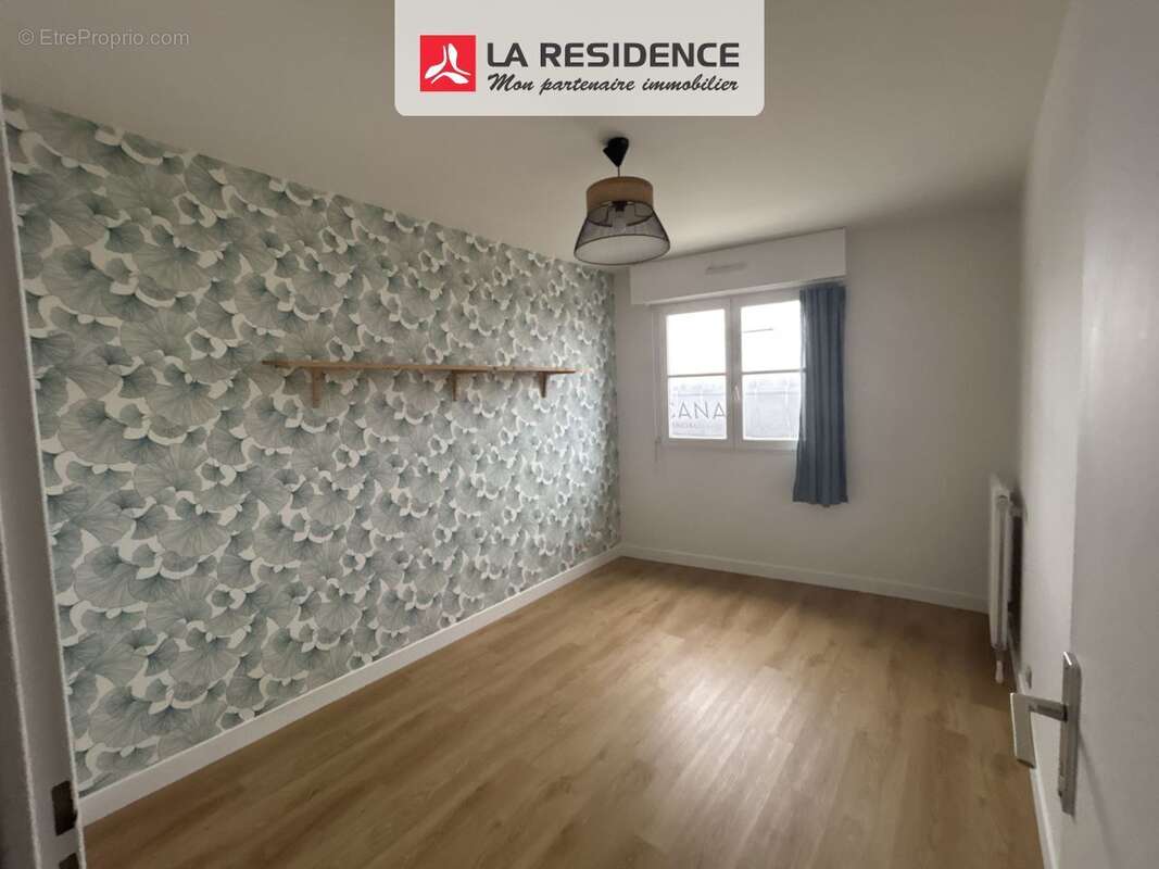 Appartement à MONTIGNY-LE-BRETONNEUX