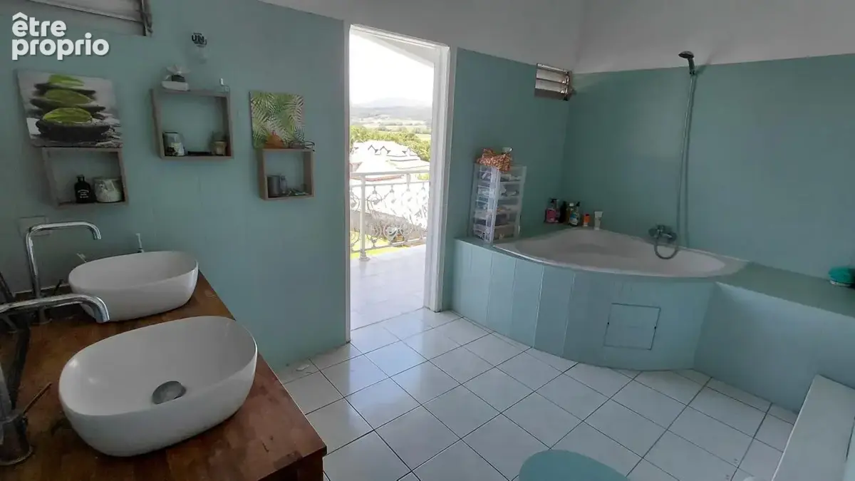 A vendre : maison t9 au lamentin (97129) - photo 13