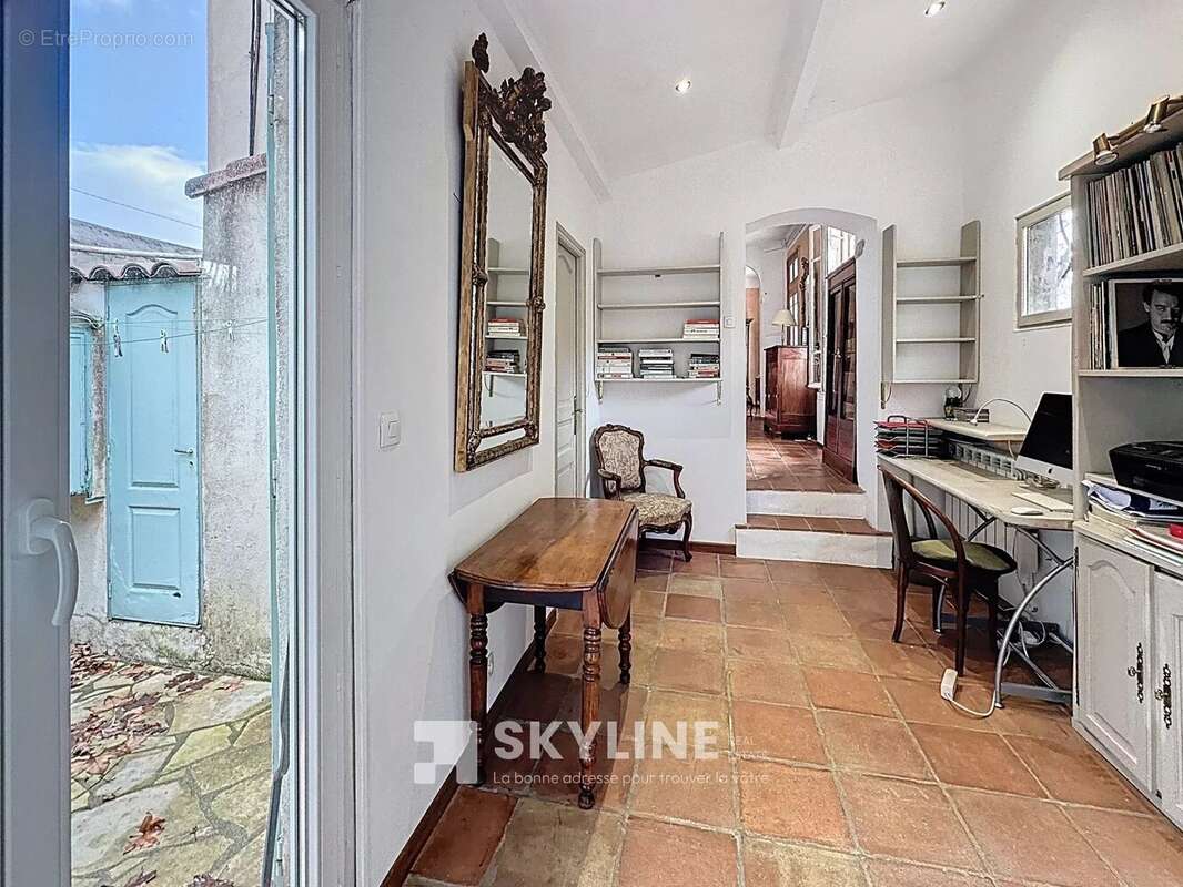 Maison à MARSEILLE-10E