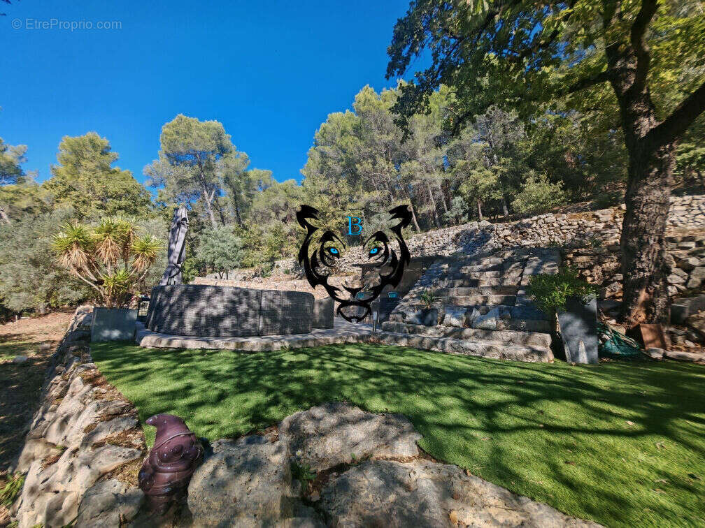 Maison à FIGANIERES