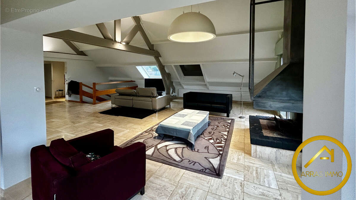 Maison à ANZIN-SAINT-AUBIN